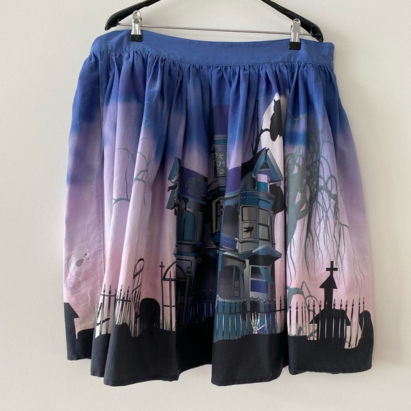 SOLD Unique Vintage Haunted Mansion Skirt - Picture 3 of 9